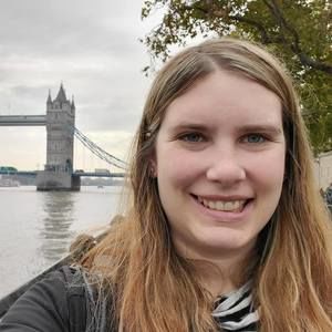 Meet your Posher, Christine